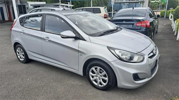 2012 Hyundai Accent 5D HATCHBACK ACTIVE RB image