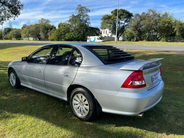 2005 Holden Commodore Sedan Executive VZ image