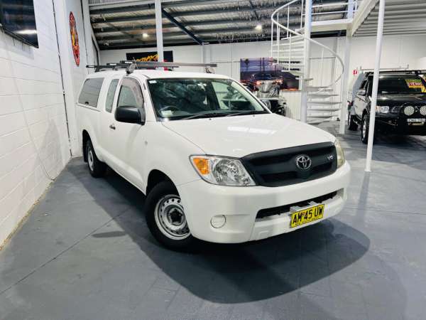 2006 Toyota Hilux Utility GGN15R SR Utility Xtra Cab 2dr Auto 5sp 4.0i image