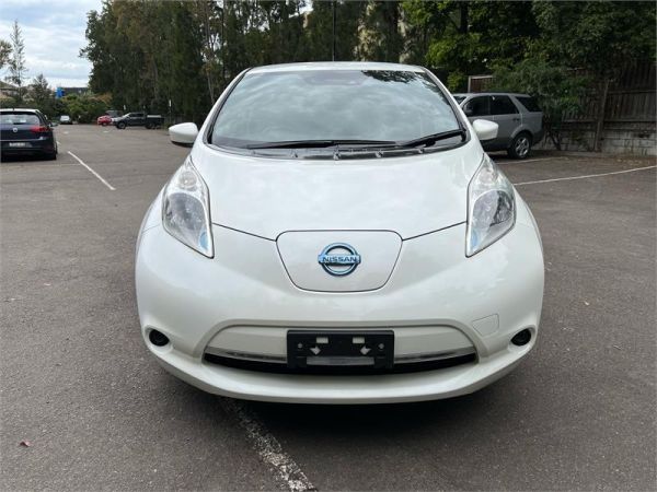 2016 Nissan Leaf Hatchback 30S AZE0 image