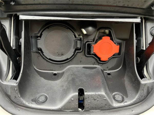 2016 Nissan Leaf Hatchback 30S AZE0 image