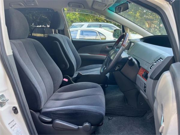 2011 Toyota Estima STATION WAGON AERAS ACR50 image