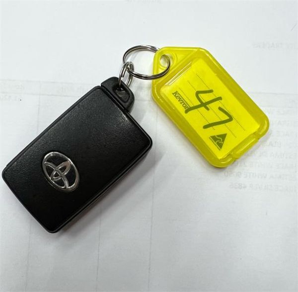 2011 Toyota Estima STATION WAGON AERAS ACR50 image