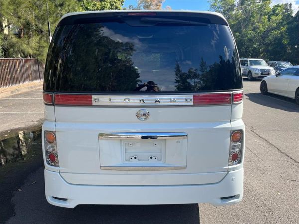 2009 Nissan Elgrand Wagon Highway Star E51 image