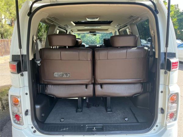 2009 Nissan Elgrand Wagon Highway Star E51 image
