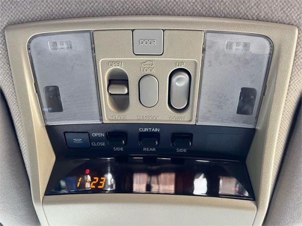 2009 Nissan Elgrand Wagon Highway Star E51 image