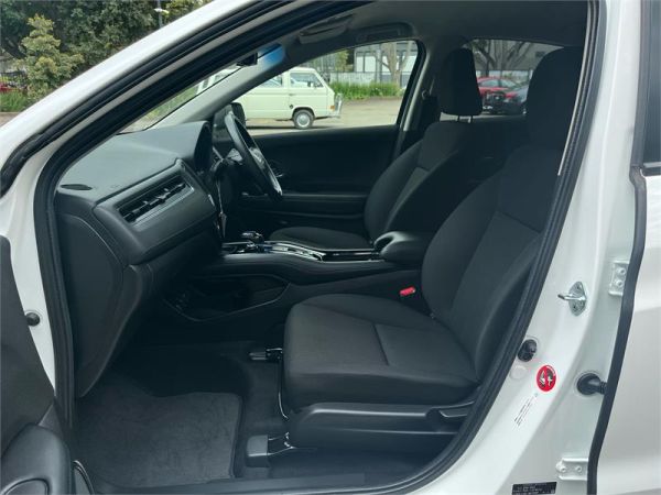 2014 Honda Vezel Station Wagon HYBRID HYBRID RU3 image