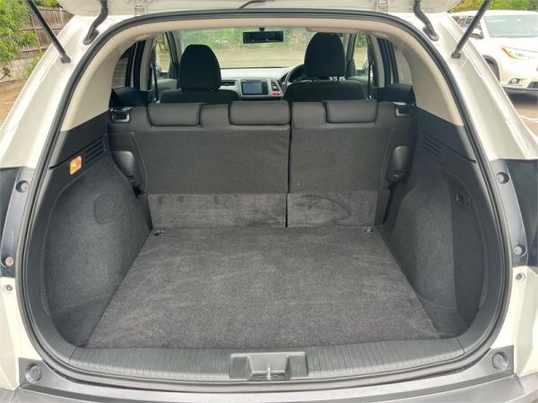 2014 Honda Vezel Station Wagon HYBRID HYBRID RU3 image