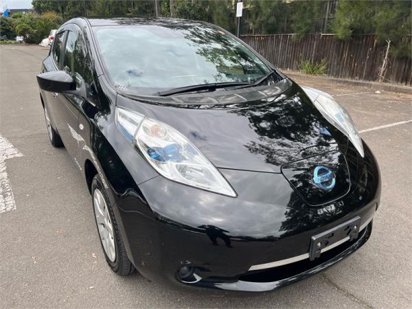 2017 Nissan Leaf HATCHBACK 30S AZE0 image
