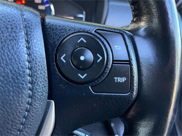 2017 Toyota Corolla STATION WAGON FIELDER NKE165 image