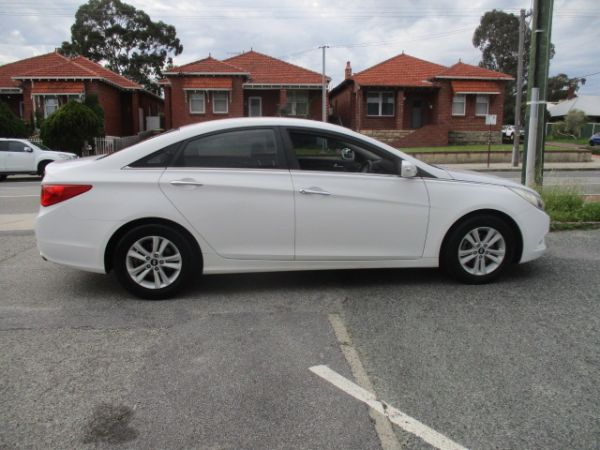 HYUNDAI I 45 ACTIVE SEDAN 2011 image