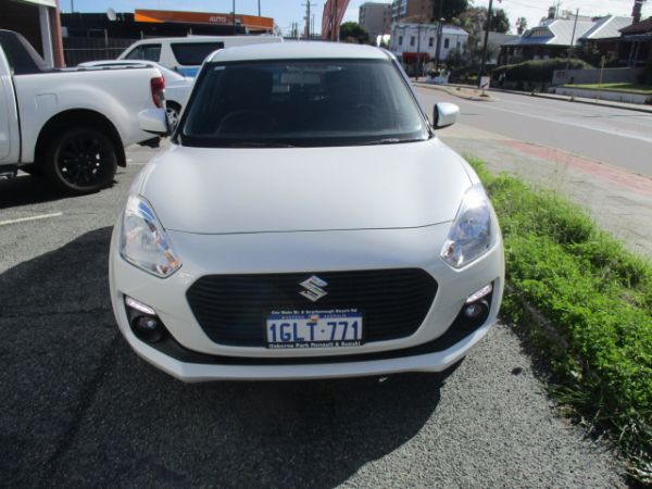 SUZUKI SWIFT HATCH 2018 image