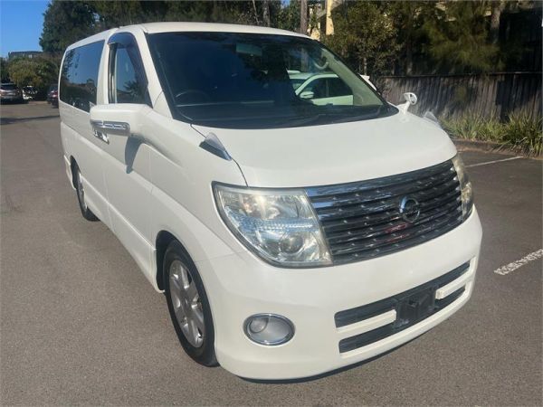 2007 Nissan Elgrand Wagon   image