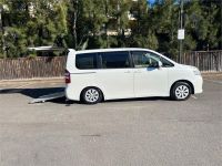 Image for 2012 Toyota Noah Van  ZZR70G