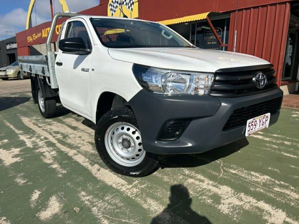 2018 Toyota Hilux Cab Chassis Workmate GUN125R image