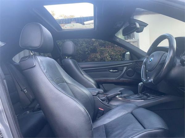 2011 Bmw 3 2D COUPE 20d E92 MY11 image