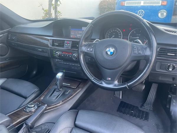 2011 Bmw 3 2D COUPE 20d E92 MY11 image
