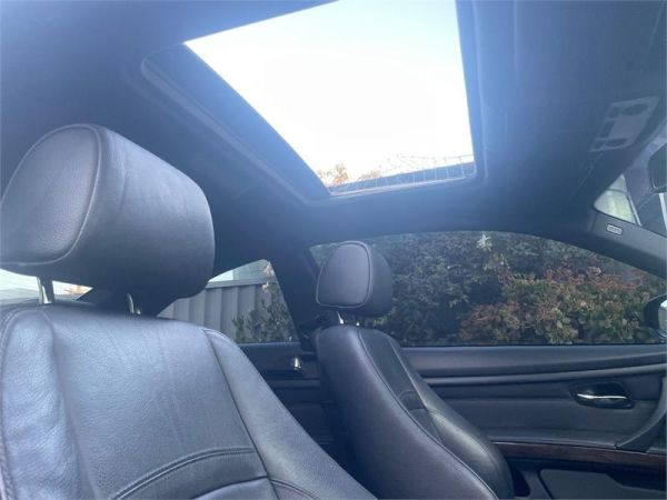 2011 Bmw 3 2D COUPE 20d E92 MY11 image