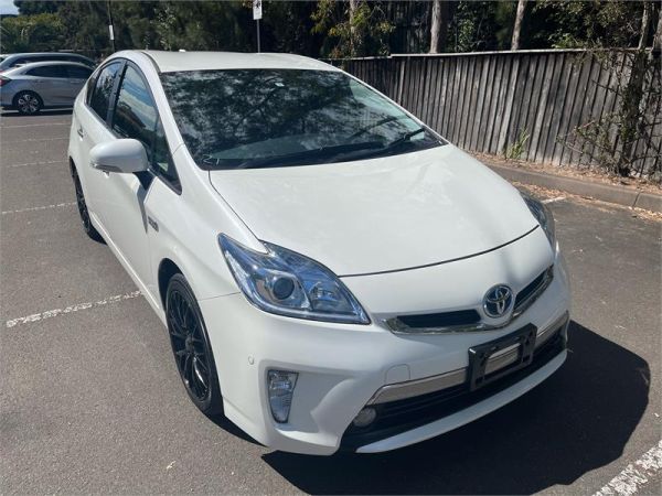 2013 Toyota Prius Hatchback PRIUS PHV G ZVW35 image