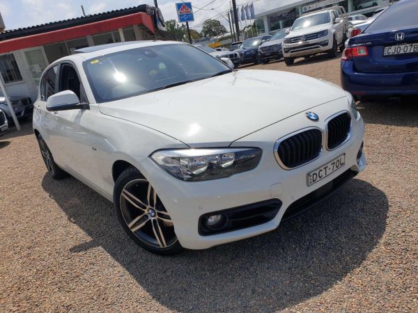2015 Bmw 1 5D HATCHBACK 20i SPORT LINE F20 LCI image