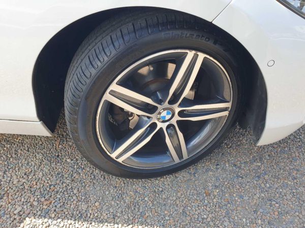 2015 Bmw 1 5D HATCHBACK 20i SPORT LINE F20 LCI image