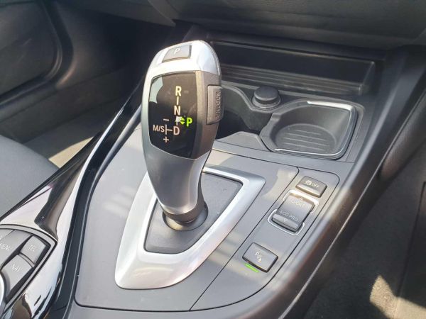 2015 Bmw 1 5D HATCHBACK 20i SPORT LINE F20 LCI image