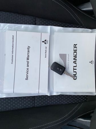 2018 Mitsubishi OUTLANDER 7 Seater SUV image