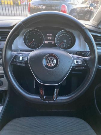 2015 Volkswagen GOLF 90 TSI Hatch image