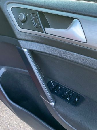 2015 Volkswagen GOLF 90 TSI Hatch image