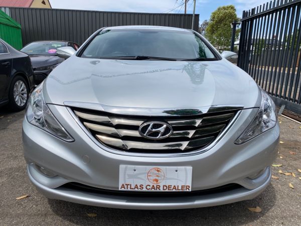 2012 Hyundai I45 Sedan image