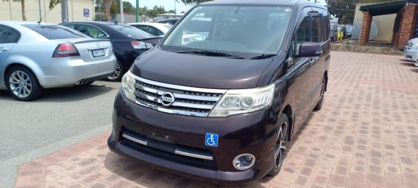 2008 Nissan SERENA People Mover image