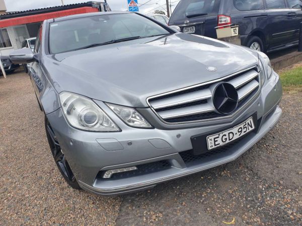 2009 Mercedes-benz E250 2D COUPE CGI AVANTGARDE 207 image