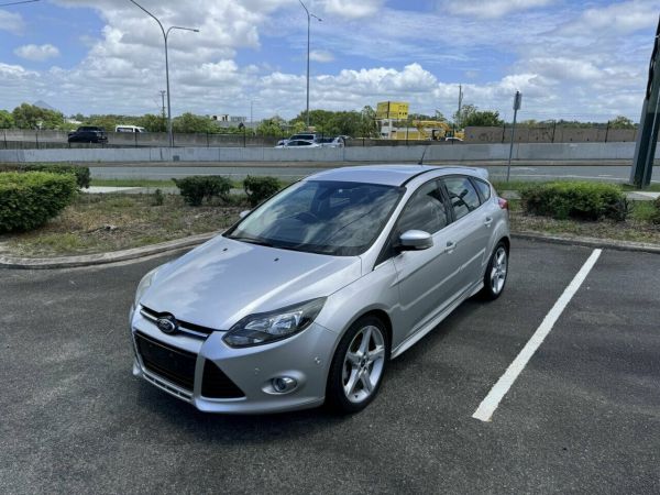 2012 Ford Focus Hatchback TITANIUM LW LW image