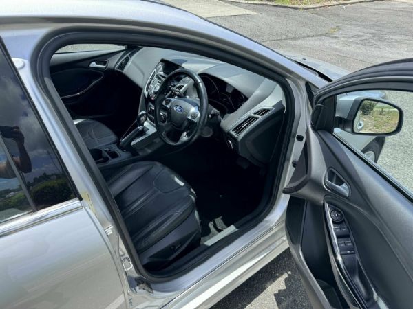 2012 Ford Focus Hatchback TITANIUM LW LW image