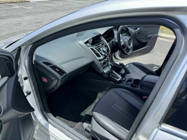 2012 Ford Focus Hatchback TITANIUM LW LW image