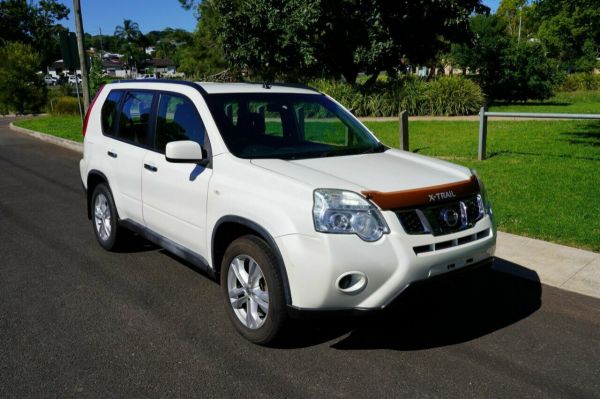 2012 Nissan X-Trail T31 MY11 ST (FWD) White 6 Speed Manual Wagon image