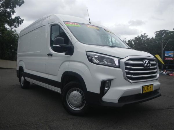 2021 Sv63d Deliver 9 VAN LWB SV63D MID ROOF RWD image