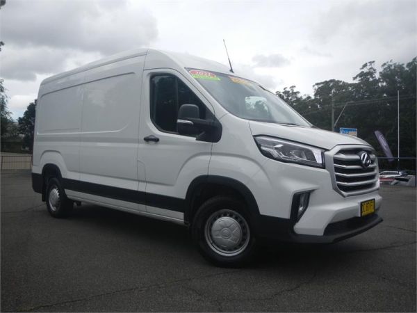 2021 Sv63d Deliver 9 VAN LWB SV63D MID ROOF RWD image