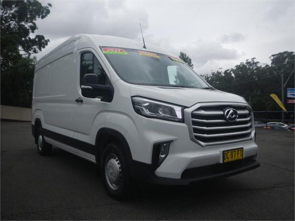 2021 Sv63d Deliver 9 VAN LWB SV63D MID ROOF RWD image