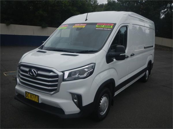 2021 Sv63d Deliver 9 VAN LWB SV63D MID ROOF RWD image