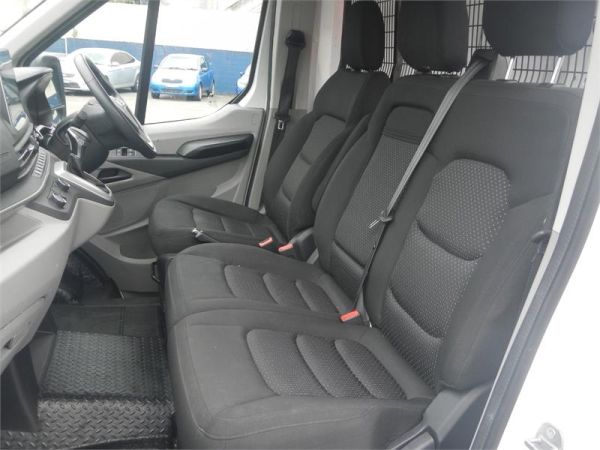 2021 Sv63d Deliver 9 VAN LWB SV63D MID ROOF RWD image