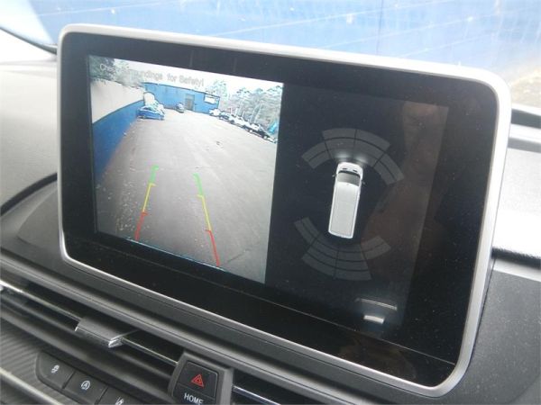 2021 Sv63d Deliver 9 VAN LWB SV63D MID ROOF RWD image