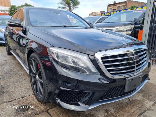 2013 mercedes Benz S63 AMG V8 Turbo image