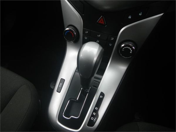 2015 Holden Cruze 4D SEDAN EQUIPE JH MY15 image