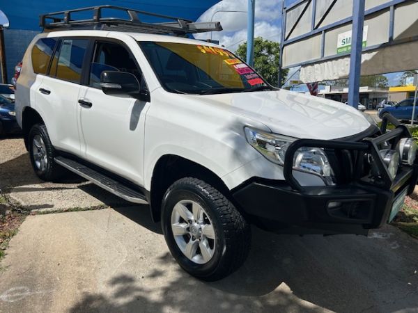 2016 Toyota Land Cruiser Prado GX Wagon image