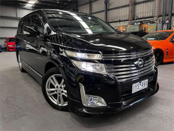 2011 Nissan Elgrand Wagon Highway Star TE52 image