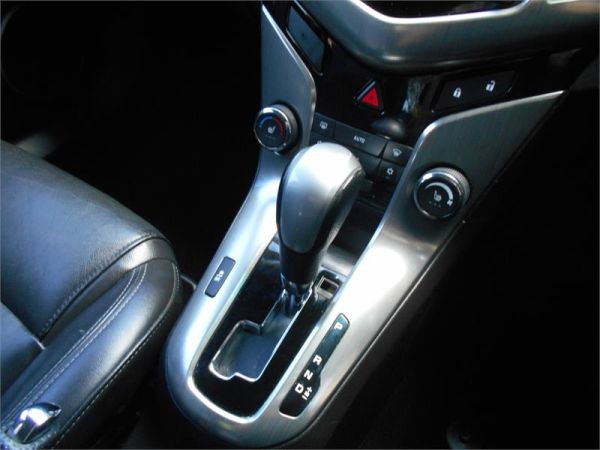 2015 Holden Cruze 4D SEDAN CDX JH MY15 image