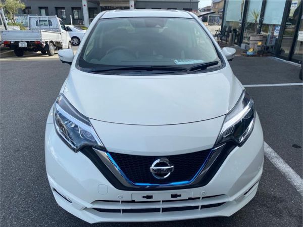 2017 Nissan Note 5D HATCHBACK e-POWER X (HYBRID) HE12 image