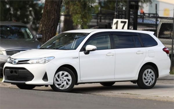2018 Toyota Corolla 5D WAGON FIELDER (HYBRID) NKE165 image