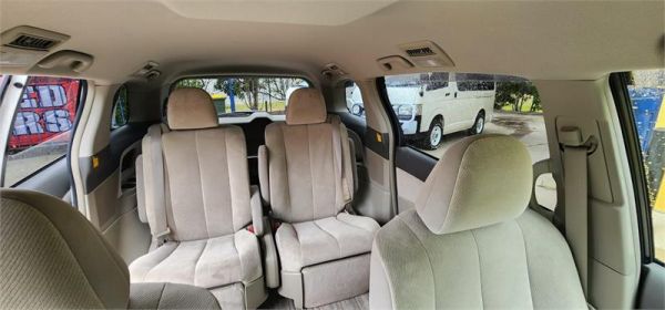 2006 Toyota Estima People Mover Hybrid X 1 image